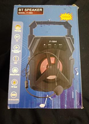 Портативная колонка bt speaker модели f-1904 с ручкой для переноски.
