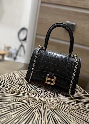Сумка від бренду balenciaga