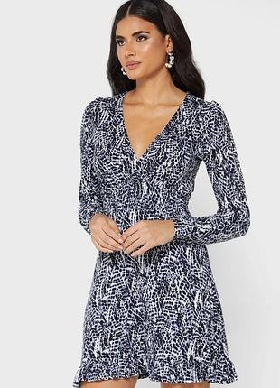 Трикотажное короткое платье в змеиный принт dorothy perkins #4875