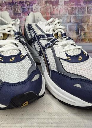 Кроссовки asics 2
