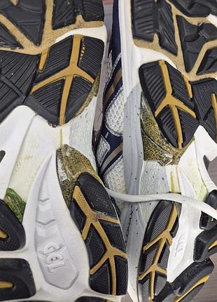 Кроссовки asics 10