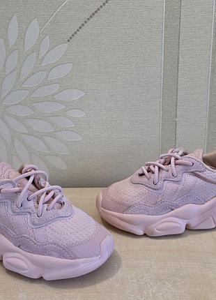 Детские кроссовки adidas ozweego оригинал размер 24