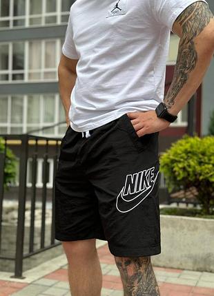 Нейлонові шорти nike big logo