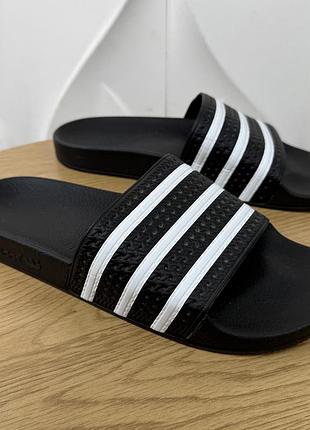 Нові оригінальні шльопанці adidas