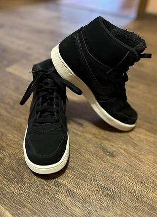 Чоловічі утеплені високі кросівки nike, розмір 42