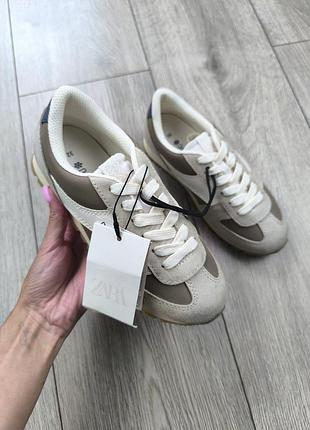 Кросівки zara