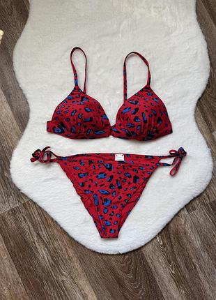 Красный купальник calzedonia