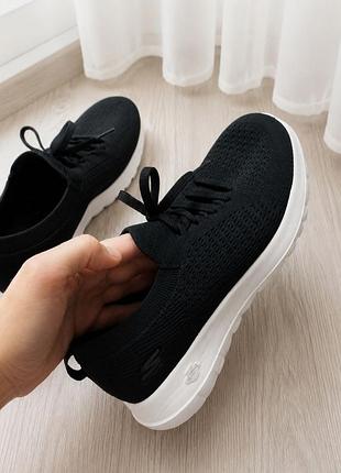 Продам кросівки  skechers стелька 24  см