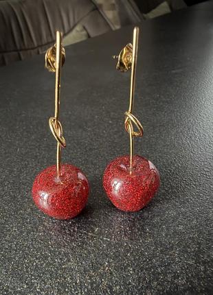 Сережки вишеньки