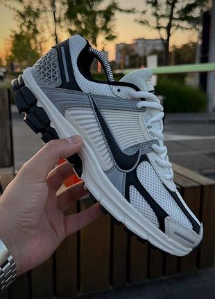 Кроссовки zoom vomero 5