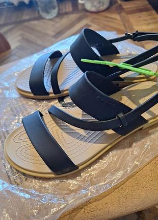Жіночі босоніжки crocs