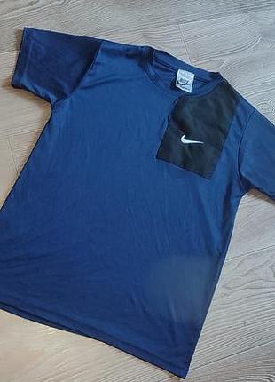 Стильная футболка nike 9-10