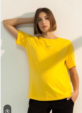 Яскрава  жовта жіноча футболка zara – базова модель маленького розміру, s-m