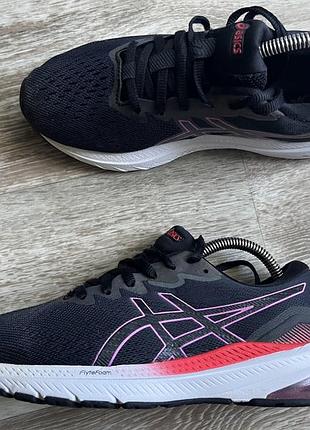 Кросівки 37 розмір asics gel