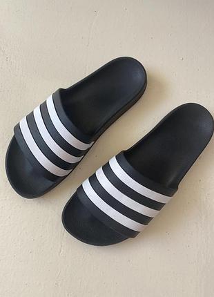 Шльопанці adidas