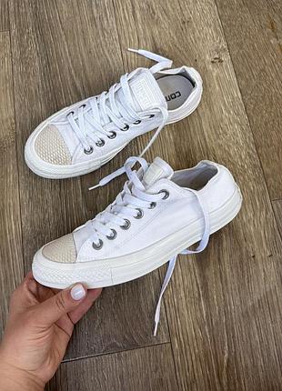 Дівчачі кеди converse chuck taylor all star, у розмірі 37,5; устілка 24см., на стопу до 23,5см., білі
