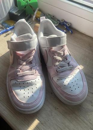 Кросівки nike дитячі рожеві