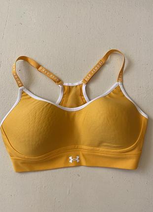Топ спортивний under armour