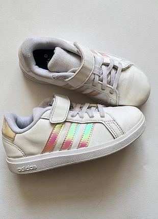 Кросівки adidas