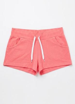 Шорты женские h&amp;m
размер с
стан нового