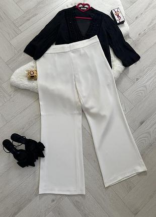 Красиві прямі брюки zara