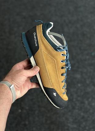 Кросівки quechua