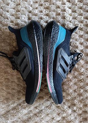 Кроссовки adidas