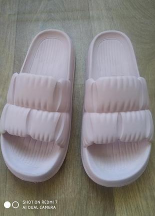 Шлепки женские