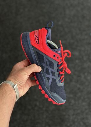Кросівки asics