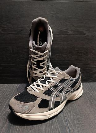 Кросівки asics gel-1130 -45- устілка 28,5 см