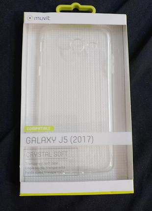 Прозрачный силиконовый чехол muvit crystal soft, совместимый с samsung galaxy j5 (2017).