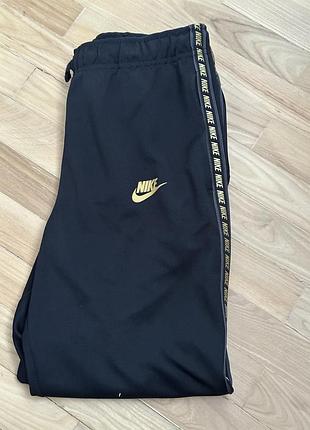 Штани спортивні nike