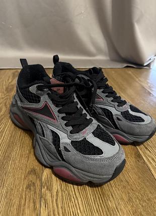 Кросівки reebok 43 розмір