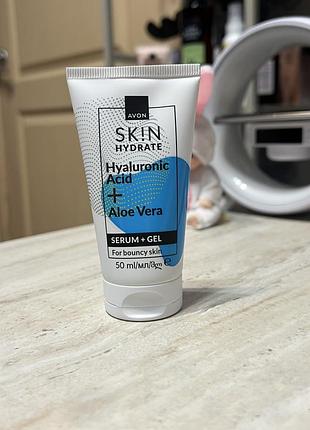 Зволожуючий гель-сироватка для шкіри з алое та гіалуроновая кислота avon 50 мл