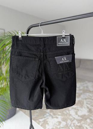 Чоловічі шорти armani в чорному кольорі