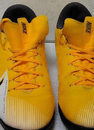 Футзалки/ сороконожки nike