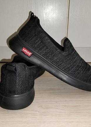 Сліпони levis