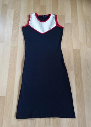 Трендовое базовое женское летнее спортивное платье tommy hilfiger