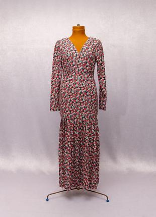 Платье макси с юбкой плиссе от колена и v-вырезом ✂️asos, made in romania 📍размер u9 10, eur 38, de 36 (m)