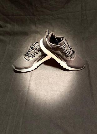 Кросівки reebok memorytech чорні оригінал 37.5 eur / 24 см