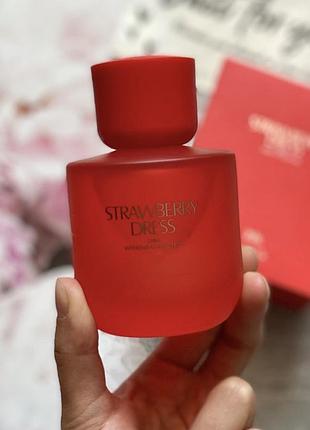 Туалетна вода від zara strawberry dress 90мл