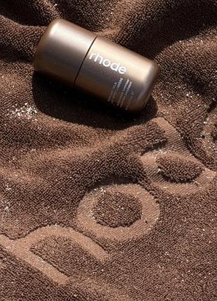 Highlight milk від rhode