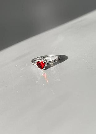 Каблучка pandora червоне серце