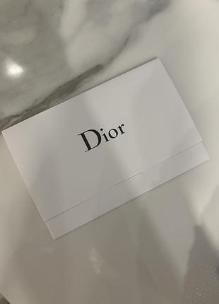 Оригінальна листівка-конверт dior