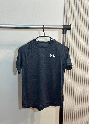 Футболка under armour на 11-12 років