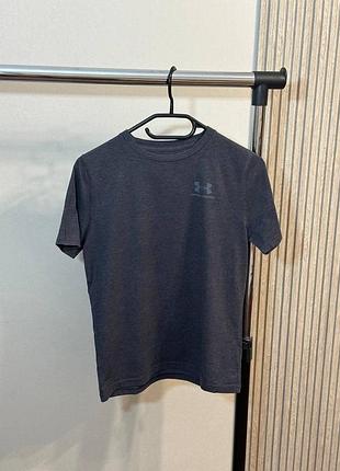 Футболка under armour на 12-13 років
