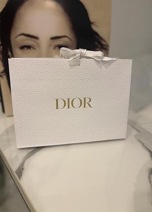 Упакування коробка-пакет dior