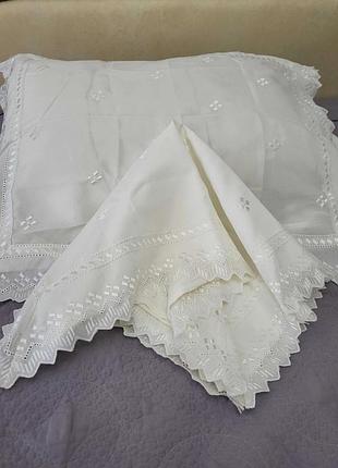 Новые наволочки fancy embroidery 60х70 (факт. 58х70) с вышивкой и шитьем для сна, 2 шт