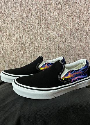 Vans slip on electric flames glow in the dark, лімітована версія.