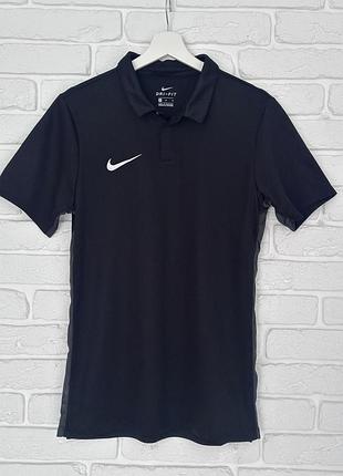 Спортивна футболка nike